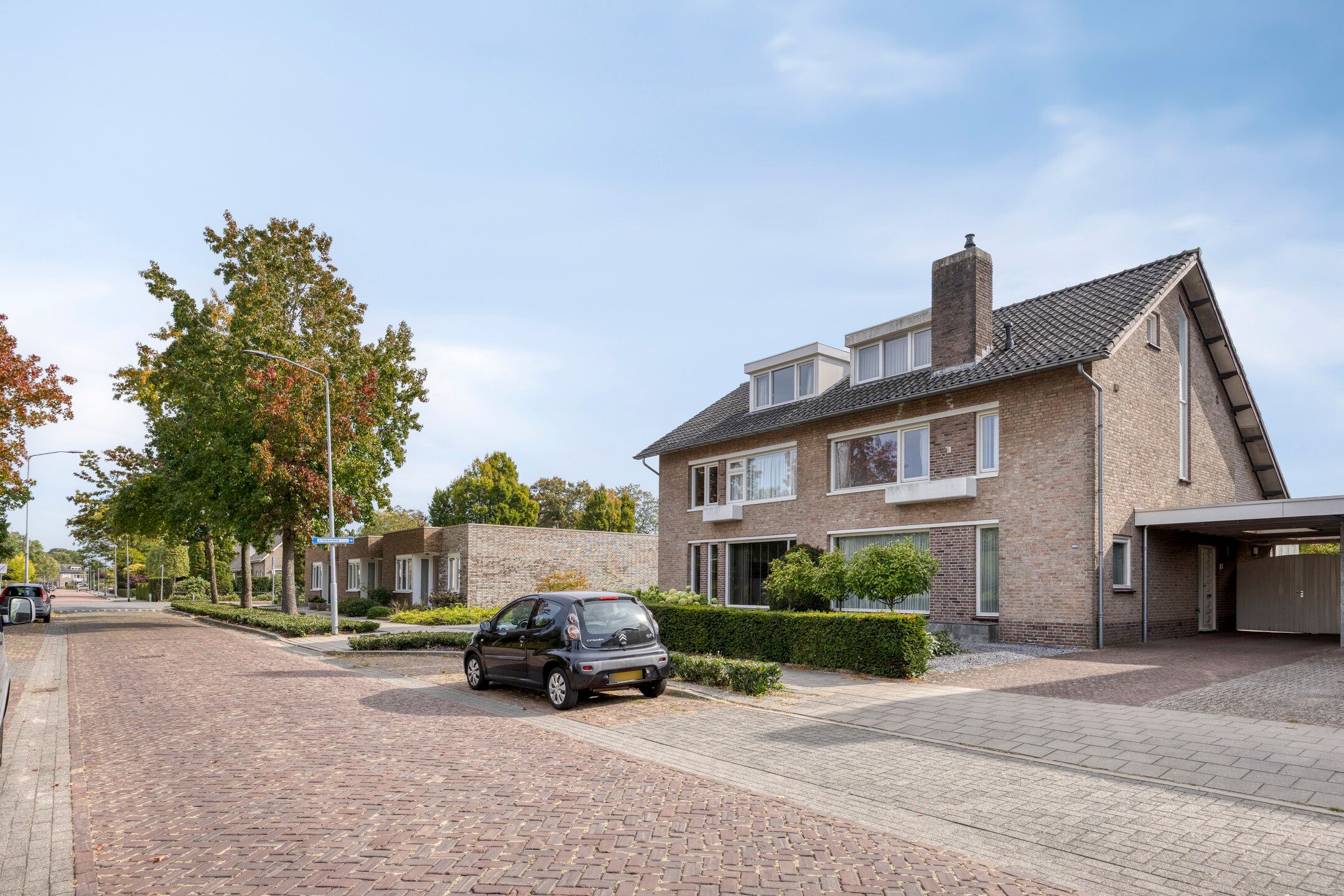 Foto 6 van Valkenierstraat 136