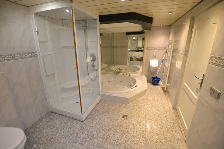 Photo 18 of Struverstraat 5