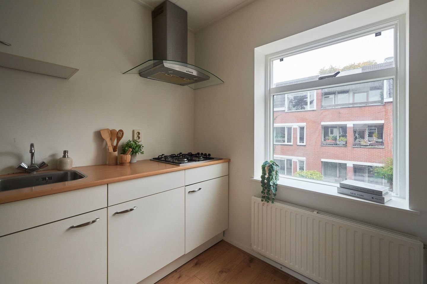 Foto 10 van Larenseweg 51-A