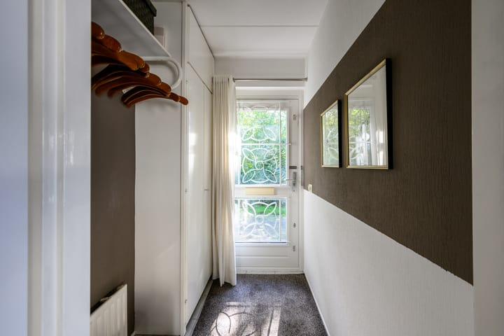 Photo 9 of M. Ruyshof 19