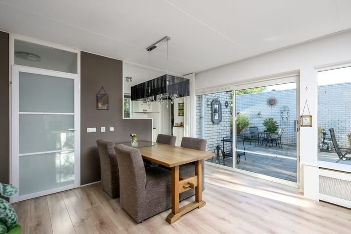 Photo 12 of M. Ruyshof 19