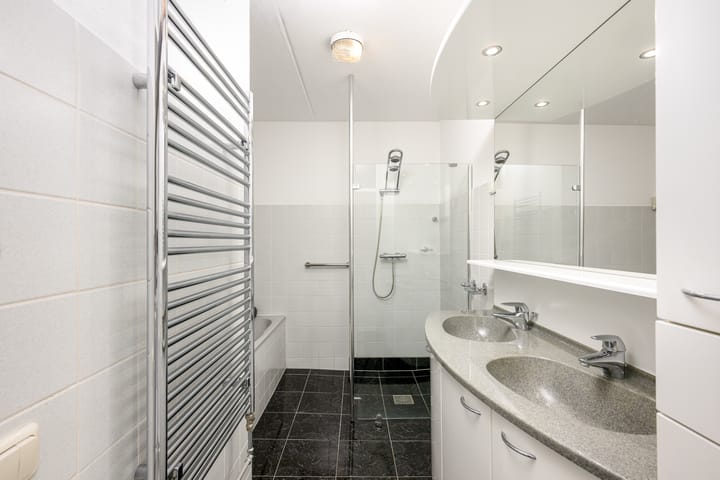 Photo 33 of M. Ruyshof 19