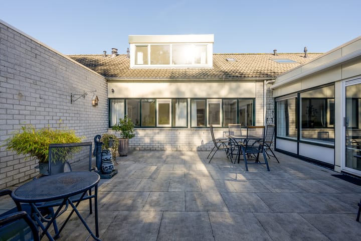 Photo 44 of M. Ruyshof 19