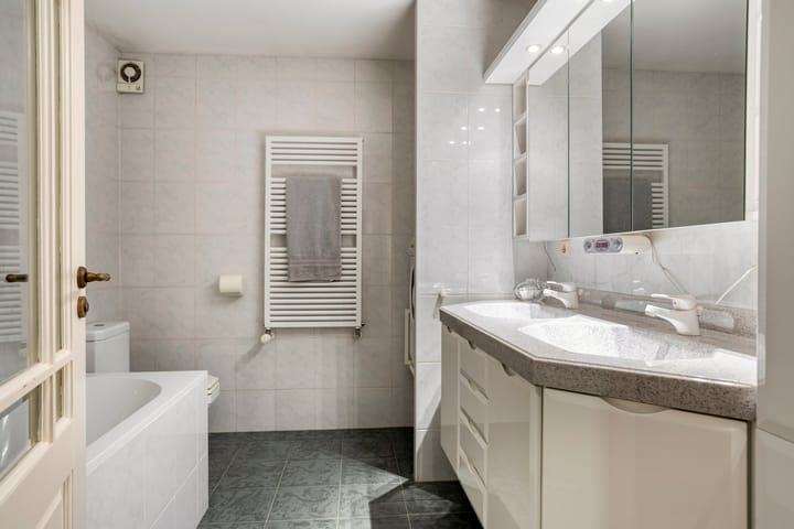 Photo 5 of Dominicanenstraat 103