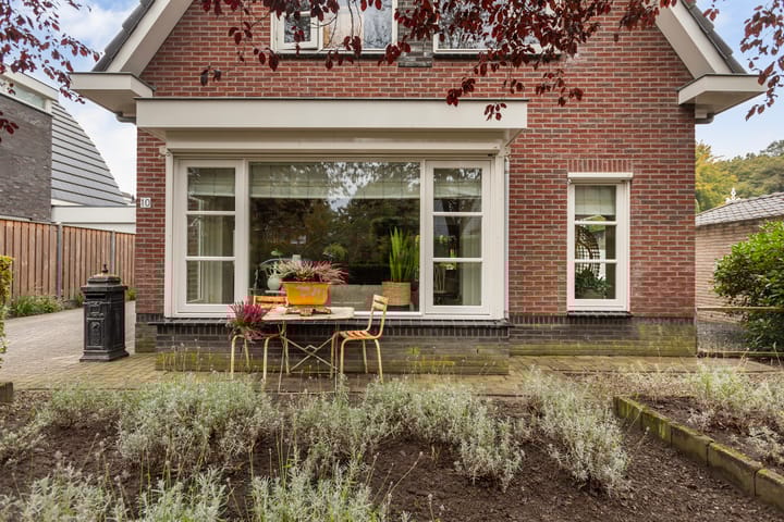 Foto 2 van Grutto 10