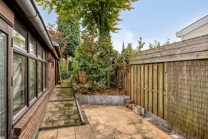 Photo 23 of Nassaustraat 84