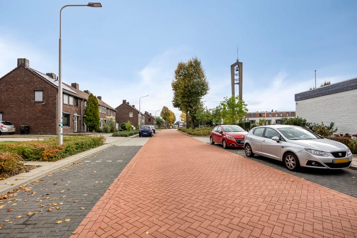 Photo 28 of Nassaustraat 84