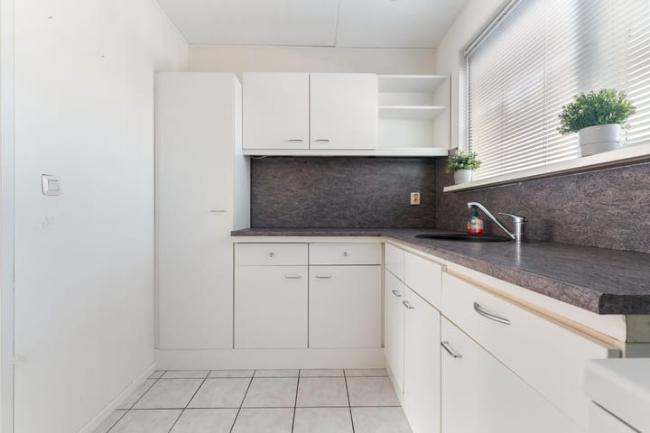 Photo 3 of Brinkenhofsestraat 17