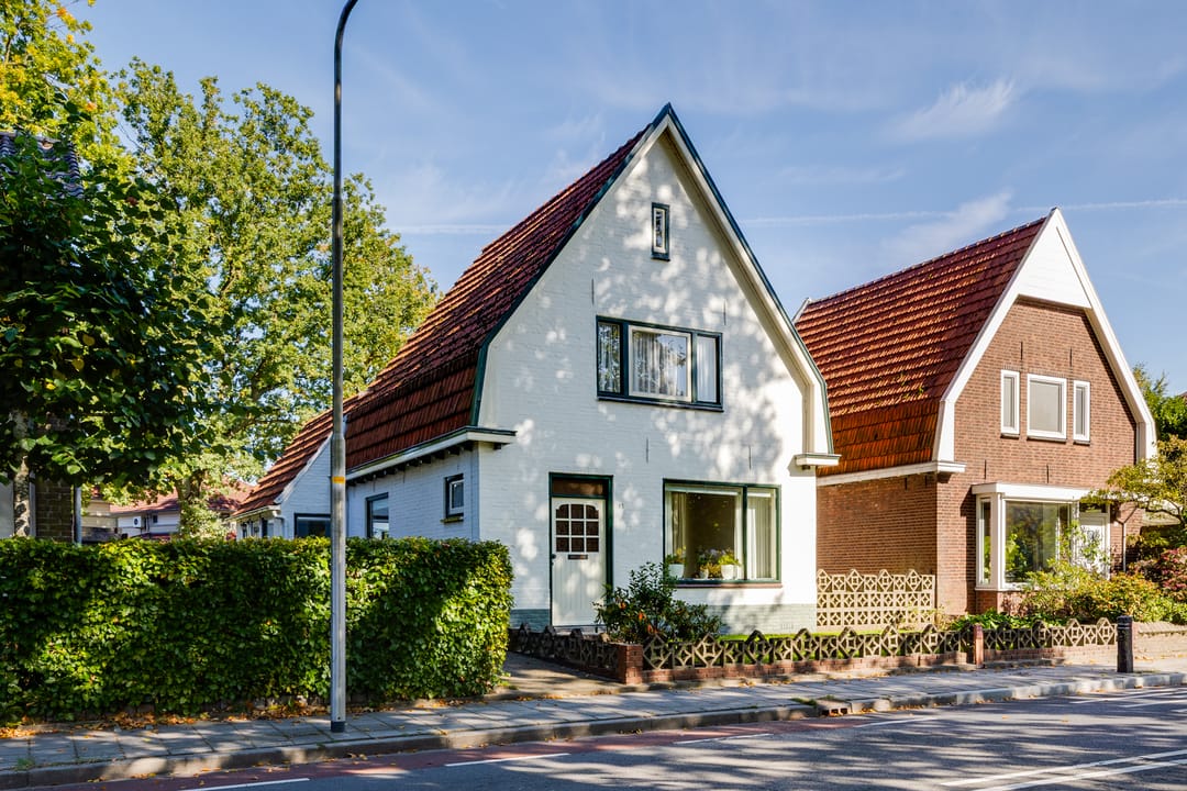 Photo 1 of Aaltenseweg 83