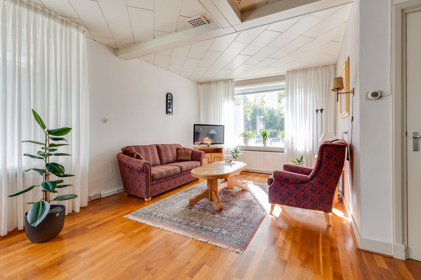 Photo 10 of Aaltenseweg 83