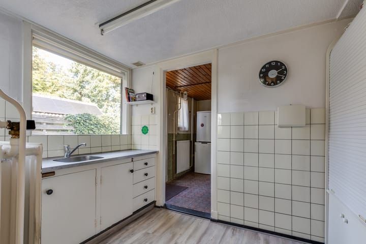 Photo 21 of Aaltenseweg 83