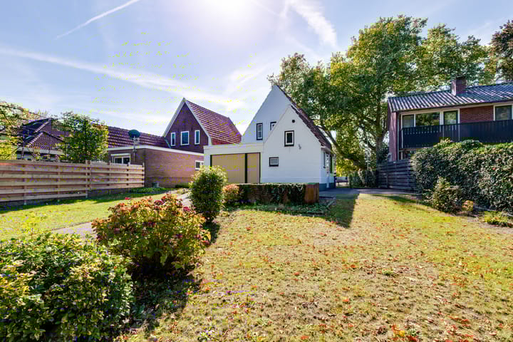 Photo 49 of Aaltenseweg 83