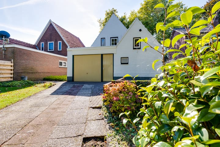 Photo 55 of Aaltenseweg 83