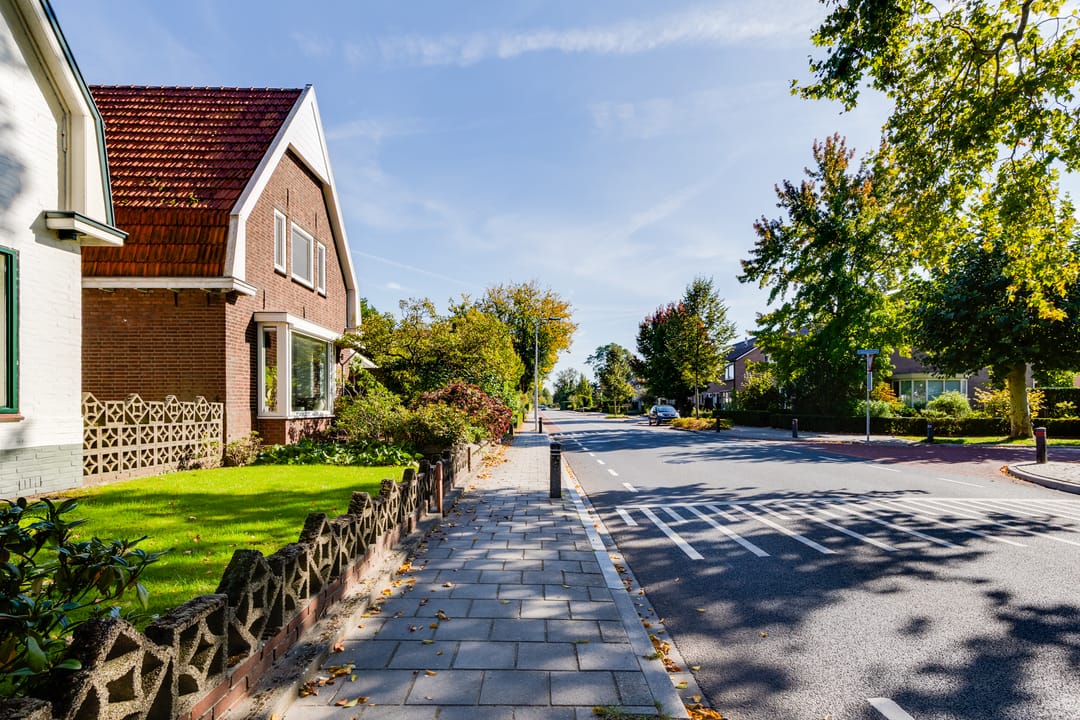 Photo 62 of Aaltenseweg 83