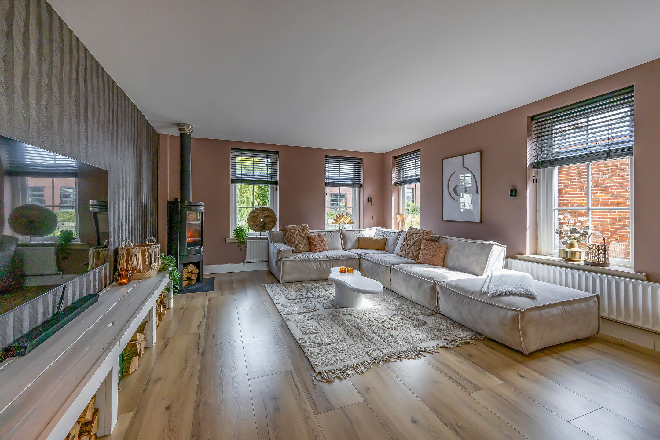 Foto 9 van Nieuwestreek 11