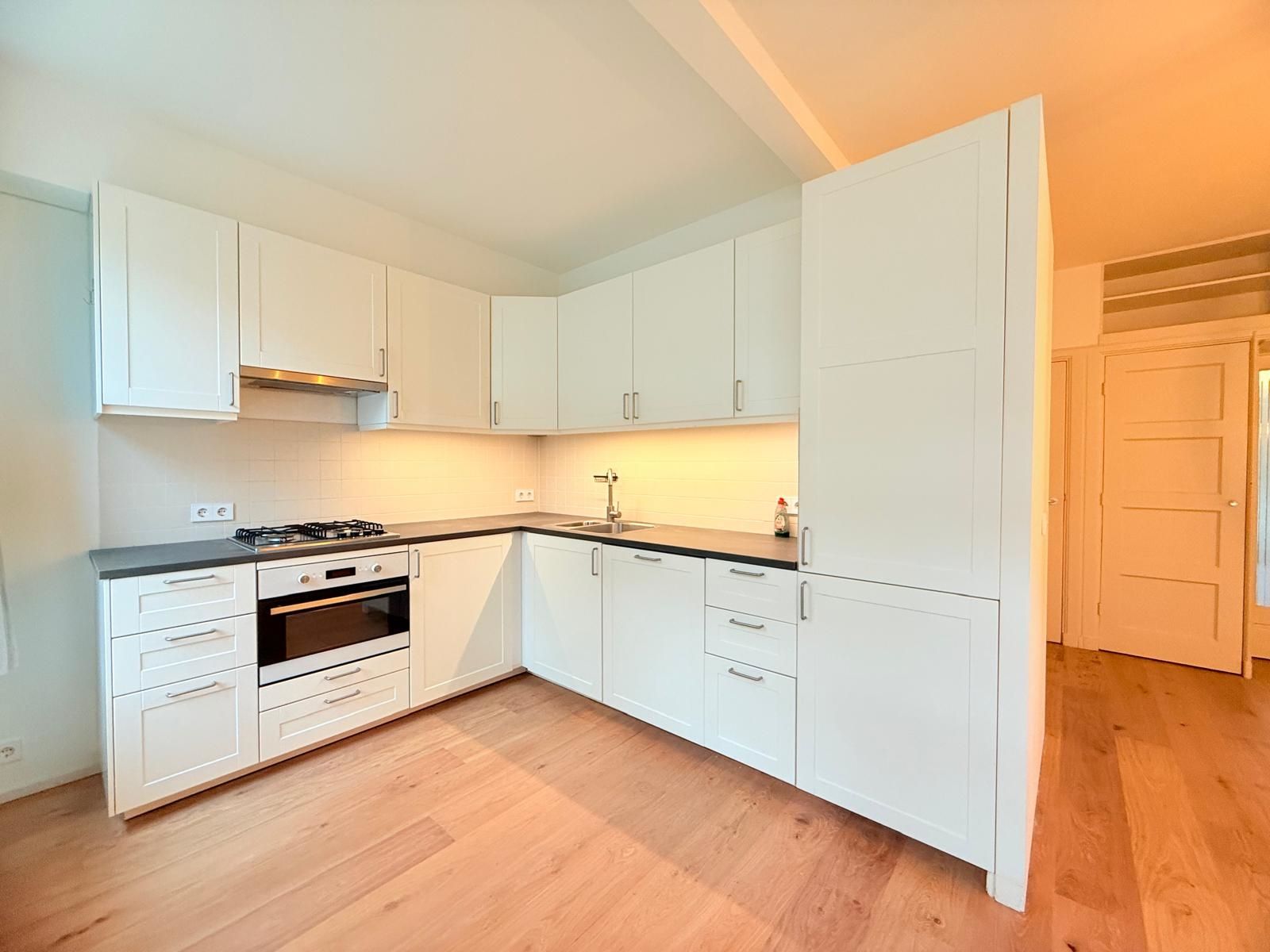Photo 3 of Vechtstraat 103-1