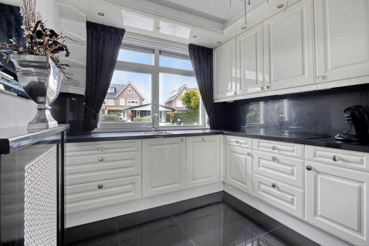 Photo 12 of Kapitein Wielmanlaan 9