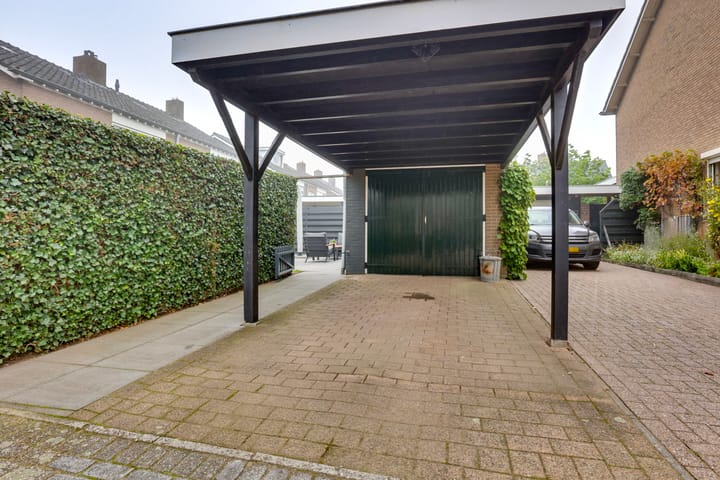 Foto 33 van Mr. G. Vixseboxsestraat 29