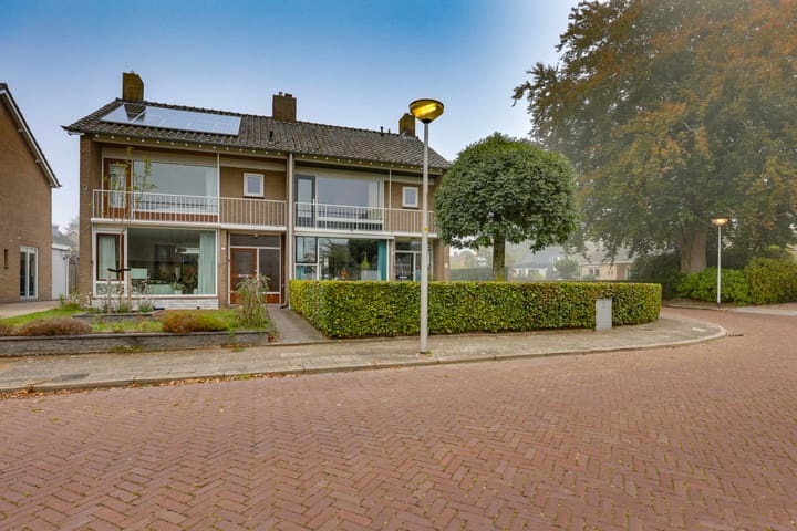 Foto 38 van Mr. G. Vixseboxsestraat 29