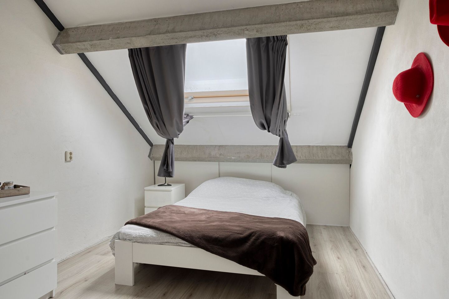 Foto 20 van Woert 13