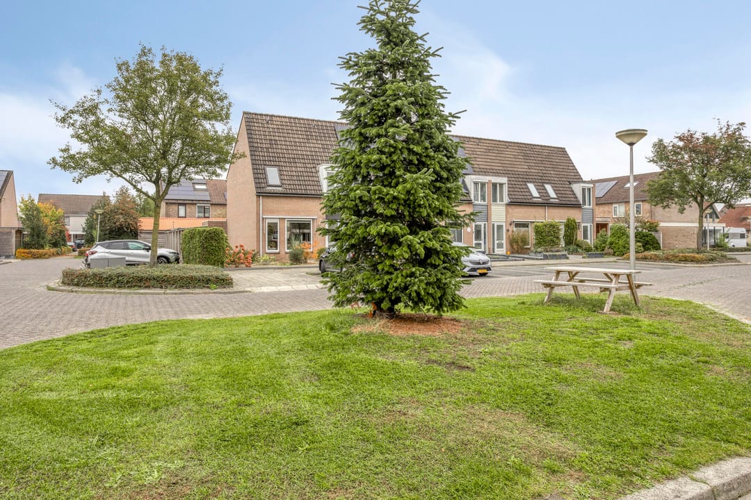 Foto 26 van Woert 13