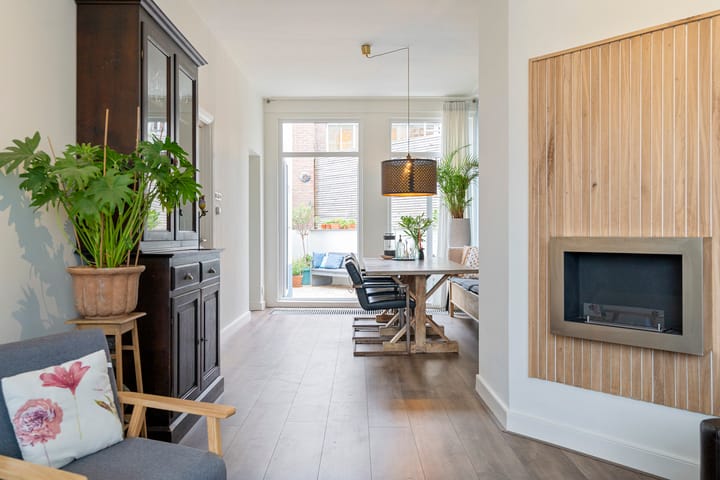 Photo 10 of Brugstraat 19