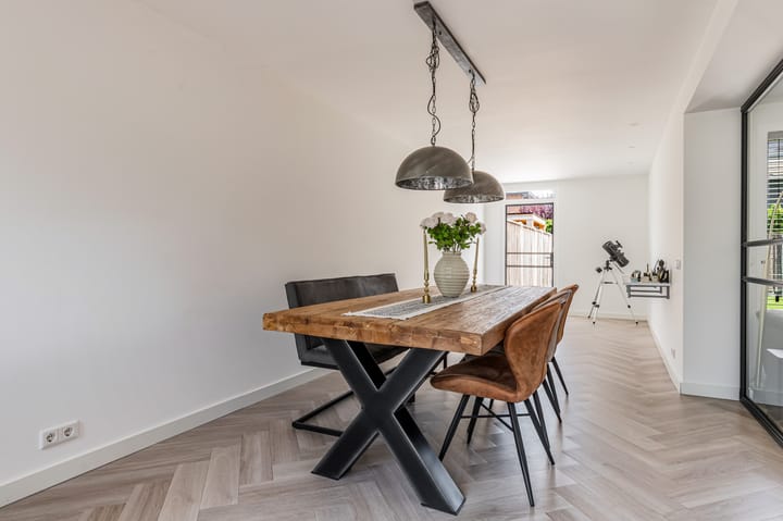 Foto 15 van Waagstraat 8