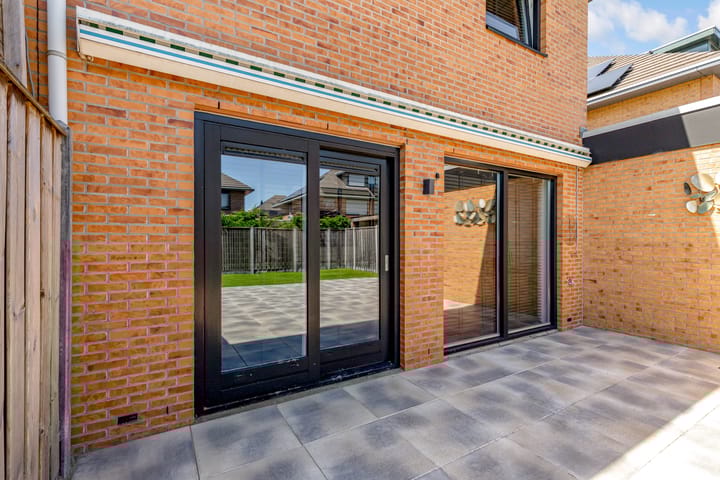 Foto 44 van Waagstraat 8