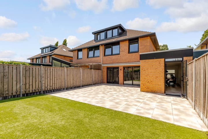 Foto 46 van Waagstraat 8