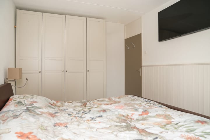 Photo 30 of Boterbloem 1