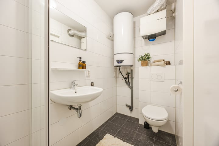 Photo 14 of Strijpsestraat 133