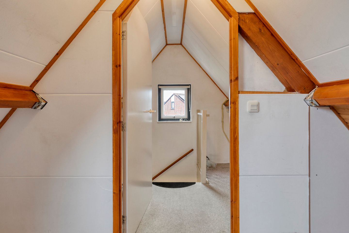 Foto 19 van Weegbree 17