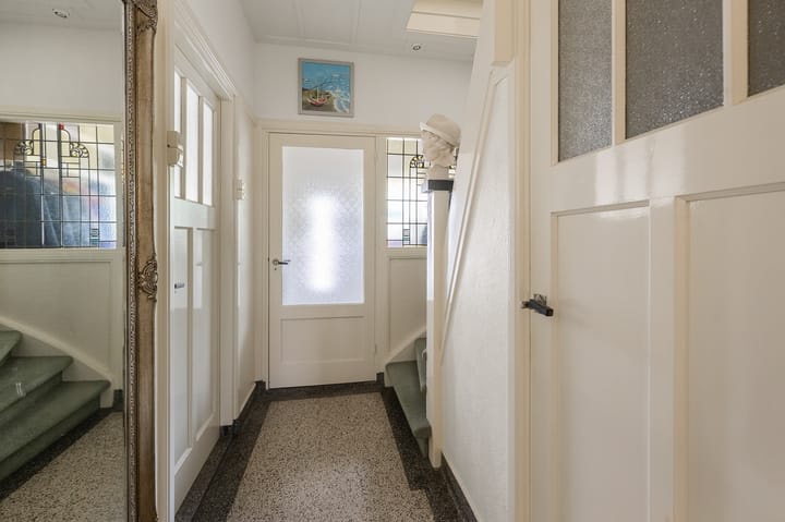 Photo 15 of Burgemeester le Coultrestraat 20