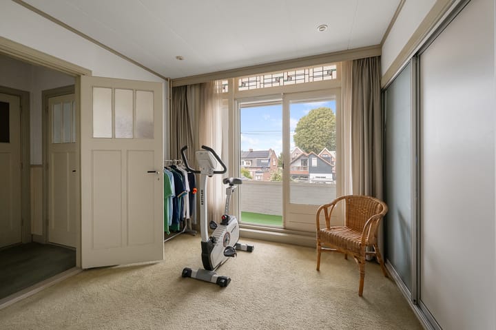 Photo 22 of Burgemeester le Coultrestraat 20