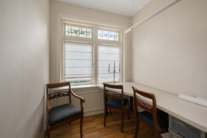 Photo 24 of Burgemeester le Coultrestraat 20