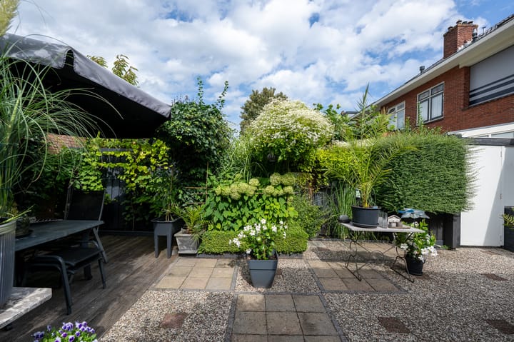 Photo 36 of Burgemeester le Coultrestraat 20