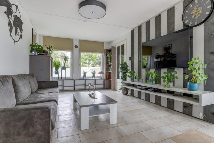 Photo 8 of Christinastraat 26