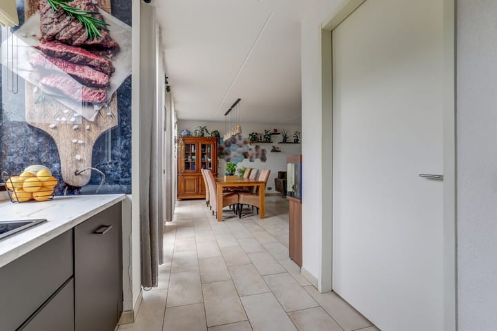 Photo 12 of Christinastraat 26