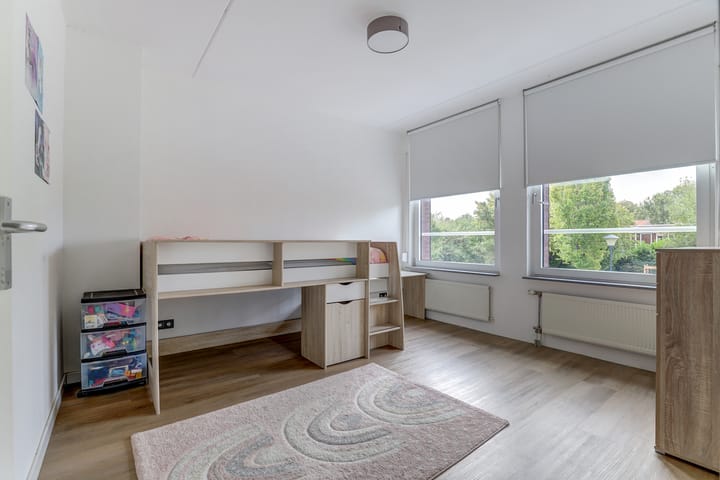 Photo 23 of Christinastraat 26