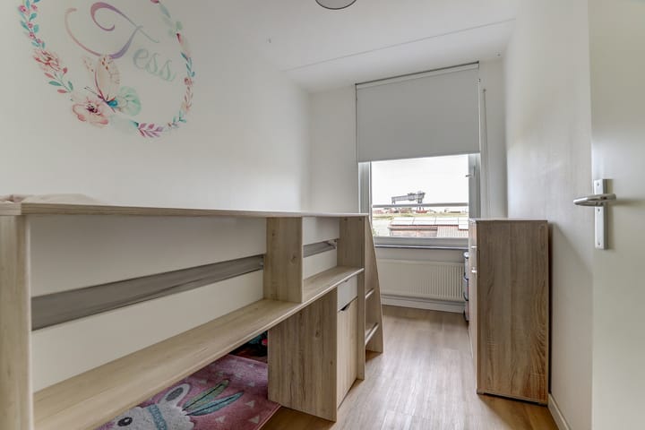 Photo 21 of Christinastraat 26