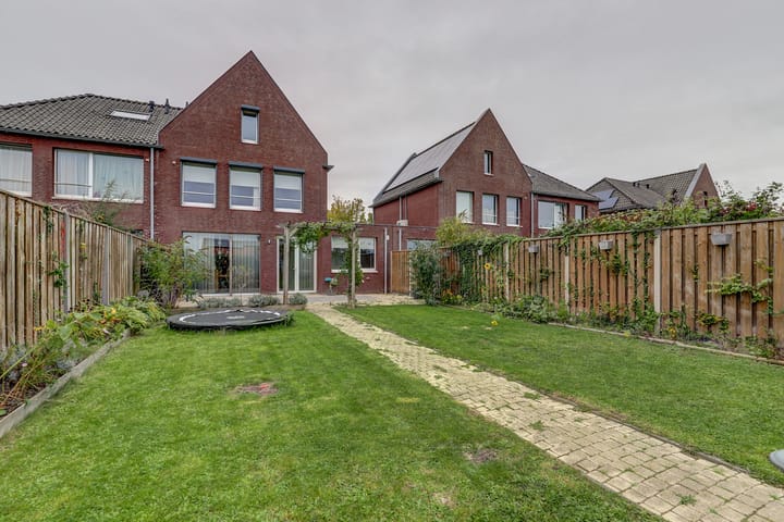 Photo 34 of Christinastraat 26