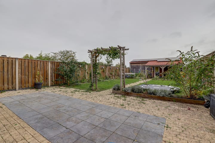 Photo 35 of Christinastraat 26