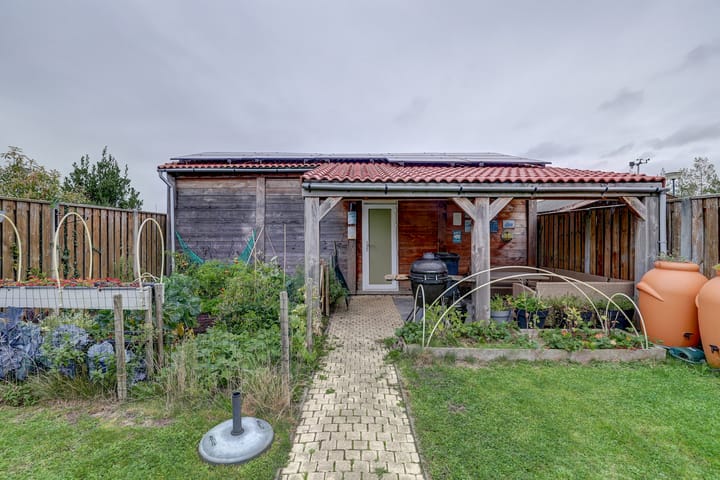 Photo 39 of Christinastraat 26