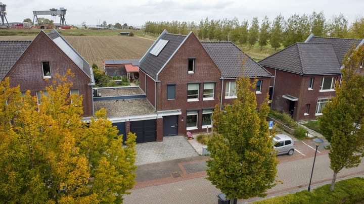 Photo 42 of Christinastraat 26