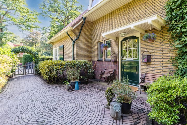 Foto 4 van Zwaluwenweg 12-A