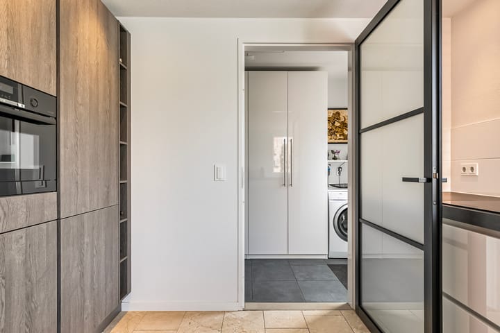 Photo 14 of John Lennonlaan 48