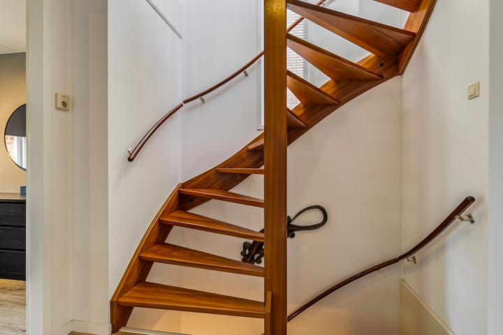 Photo 22 of John Lennonlaan 48