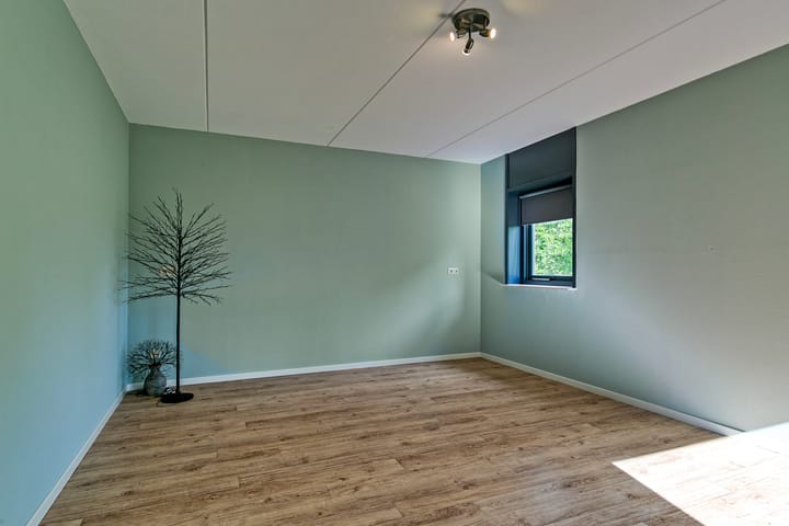 Photo 24 of John Lennonlaan 48