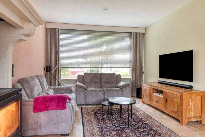 Photo 9 of Kerstroosstraat 4