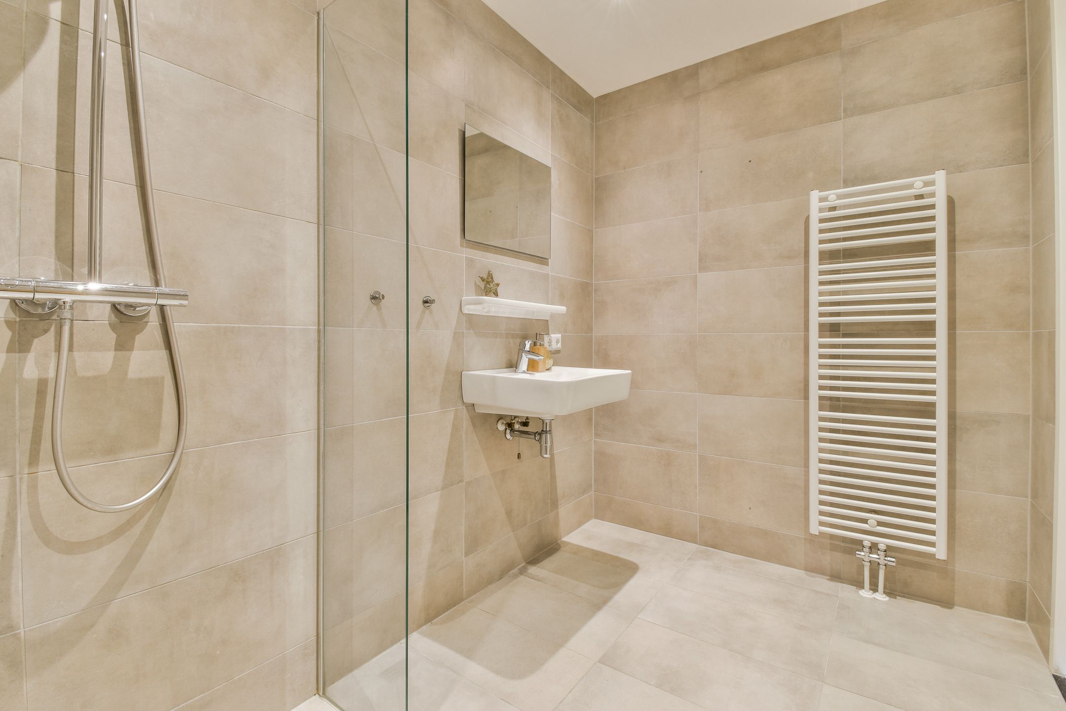 Photo 18 of Nieuwpoortstraat 86-A9